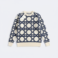 Jersey de punto geométrico azul y blanco flat lay